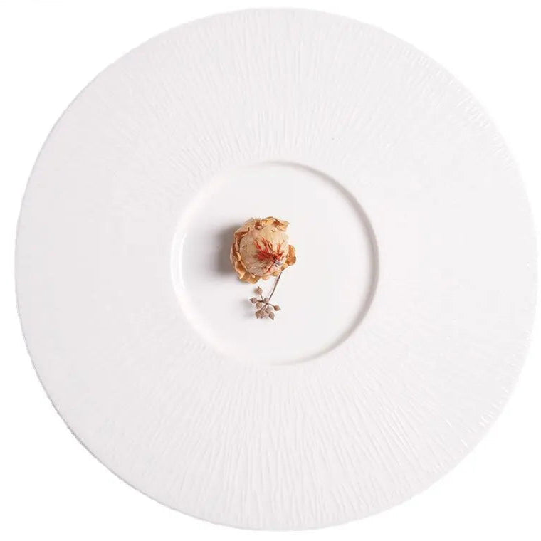 assiette design gastronomique moderne professionnel haut de gamme