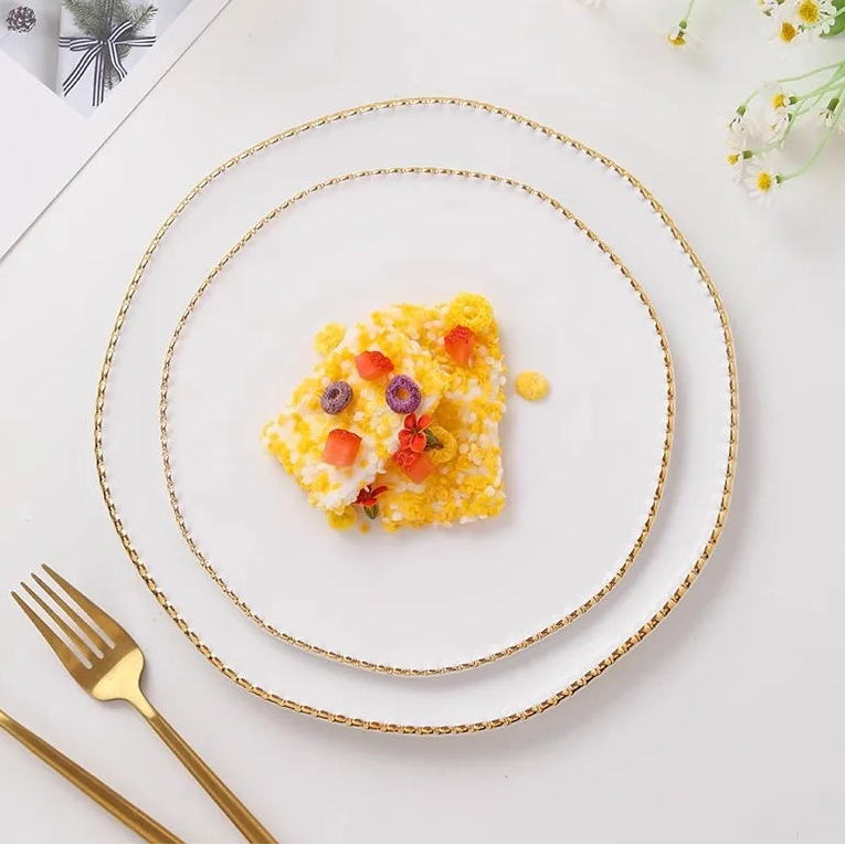 assiette_design_gastronomique_or_moderne_pro