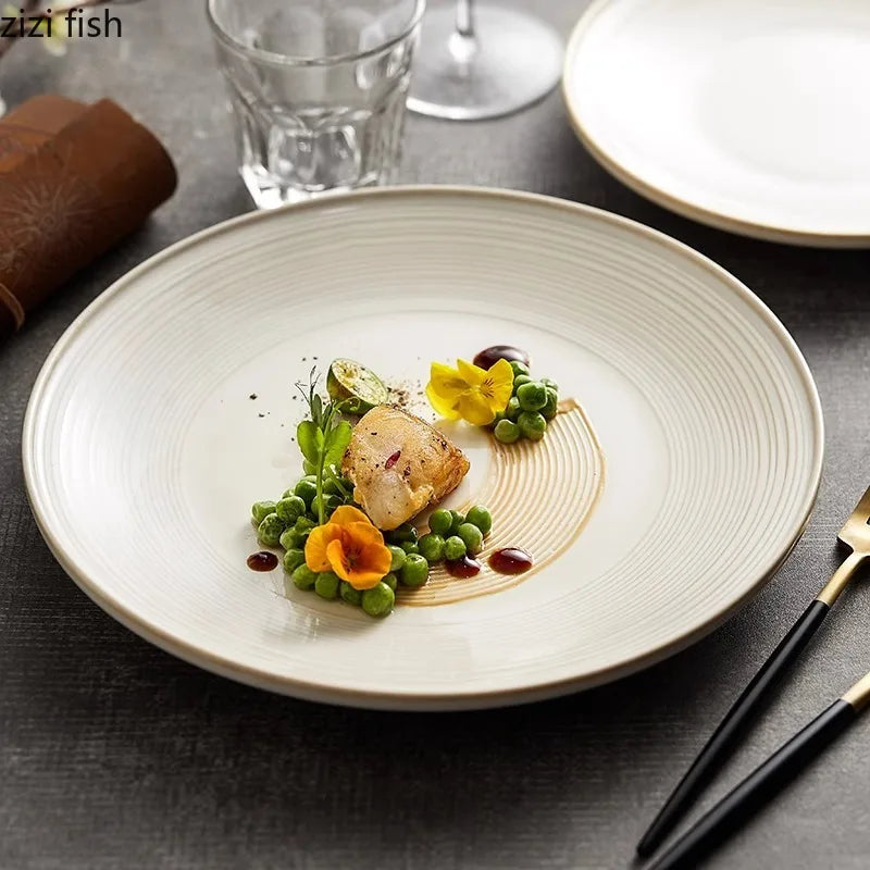 assiette design gastronomique haut de gamme professionnel vaisselle moderne