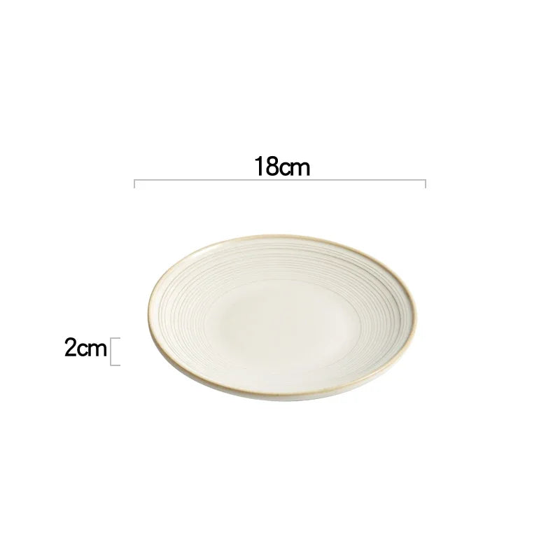 assiette design gastronomique haut de gamme professionnel vaisselle moderne