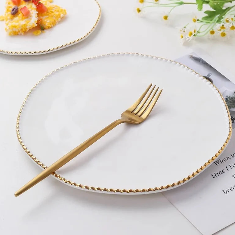 assiette_design_gastronomique_or_moderne_pro