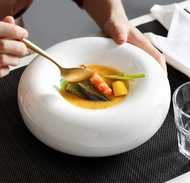 assiette moderne design contemporaine professionnelle