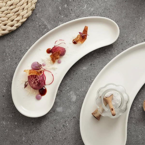 Plat Céramique Blanc Caji Maison Deleurde, vue rapprochée de la forme et de la finition