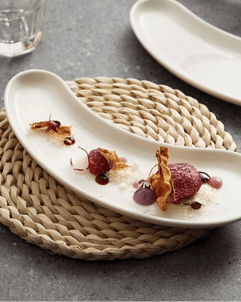 Plat Céramique Blanc Caji Maison Deleurde avec dressage gastronomique