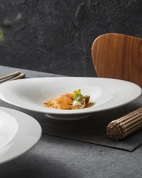 Assiette Céramique Blanche Elma Maison Deleurde avec dressage gastronomique