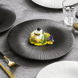 Assiette Céramique Rayonnante Zenith Maison Deleurde avec dressage gastronomique