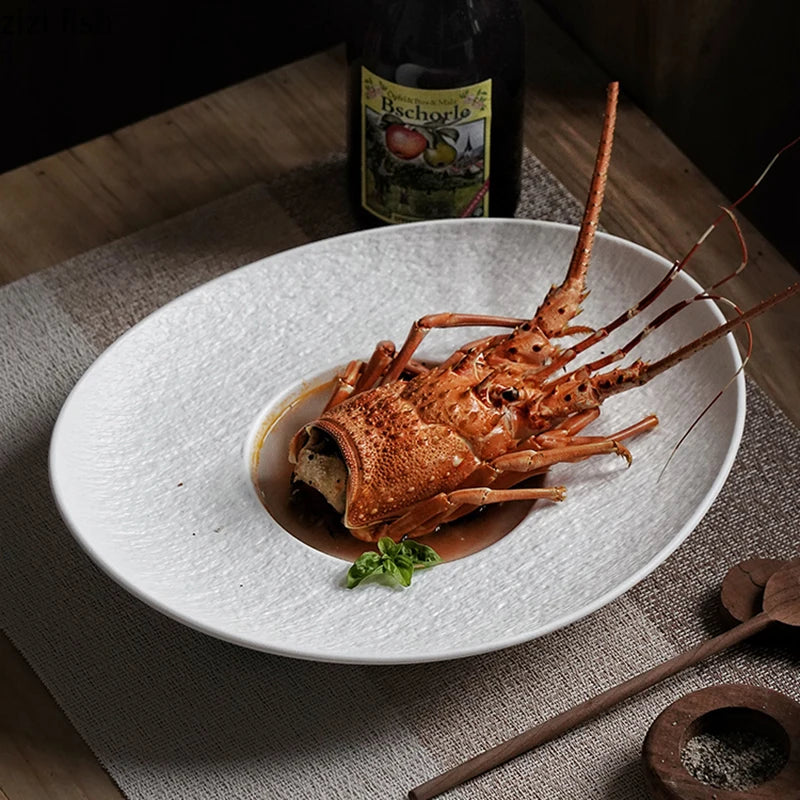 Assiette creuse en céramique Halo Maison Deleurde, vue détaillée de la forme et de la finition