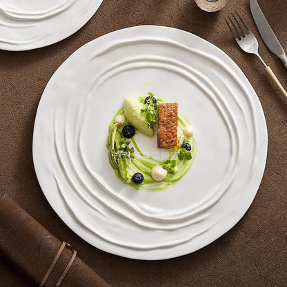 assiette design gastronomique haut de gamme professionnel vaisselle moderne