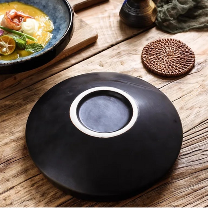 assiette design gastronomique haut de gamme professionnel vaisselle moderne