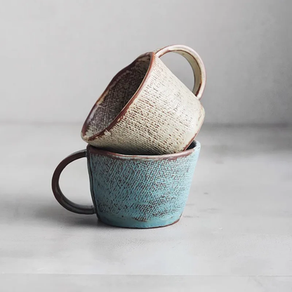 ceramic-mugs-aura-vintage-restaurant