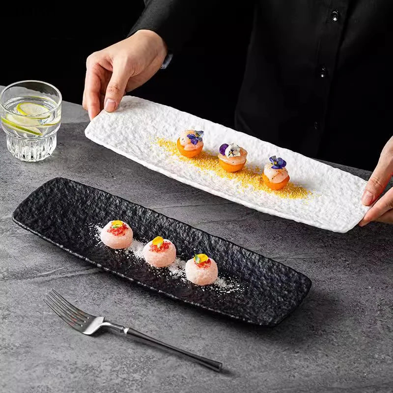 Plat rectangulaire en céramique Slate Maison Deleurde, vue détaillée de la forme et de la finition