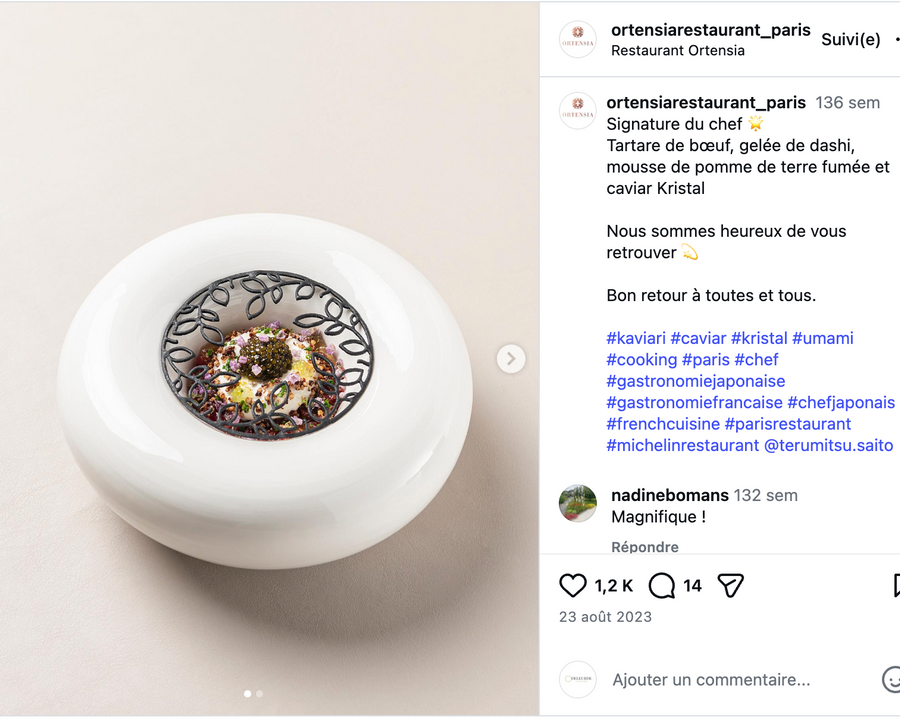 Publication de restaurant présentant une assiette blanche Maison Deleurde