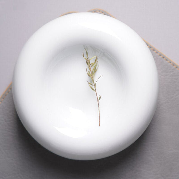 Assiette Céramique Bobly Maison Deleurde, vue rapprochée de la forme et de la finition