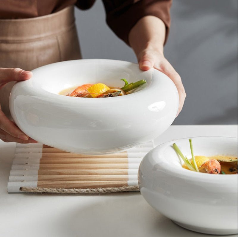 Assiette Céramique Creuse Nuage Maison Deleurde avec dressage gastronomique